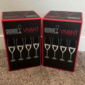 Riedel Vivant - Set of (8) Champagne Flutes